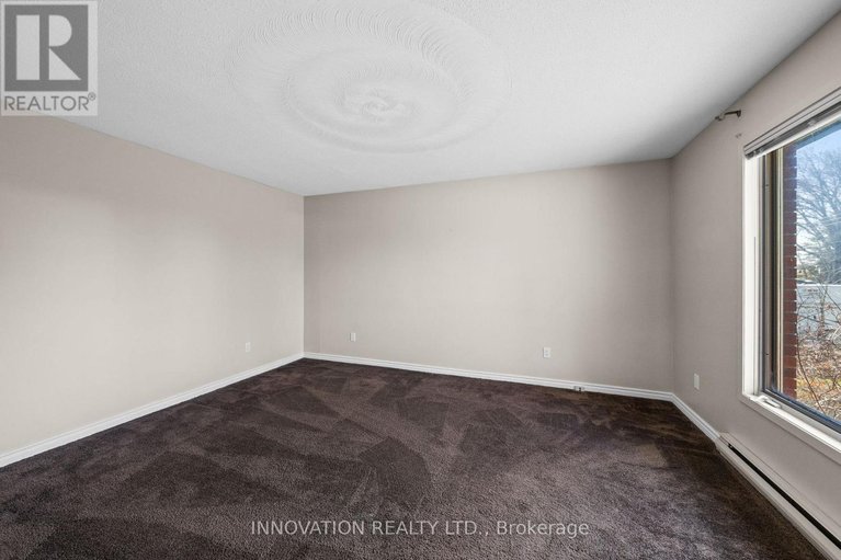 29648459/114-poole-street/fitzroy/ottawa/ontario/K0A1X0_17