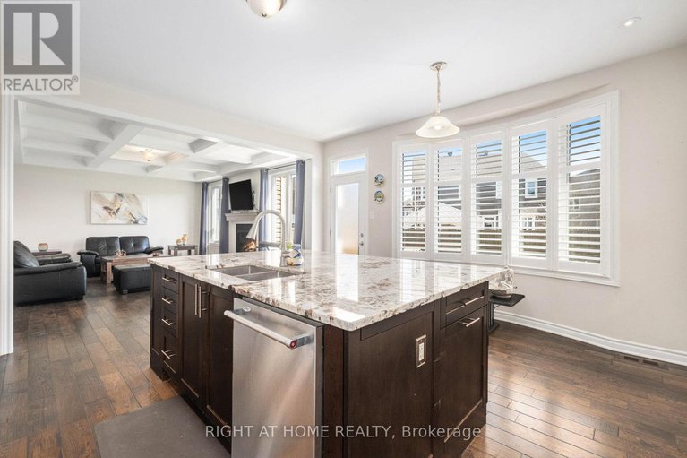 28449643/186-lamprey-street/half-moon-bay/ottawa/ontario/K2J6C3_12