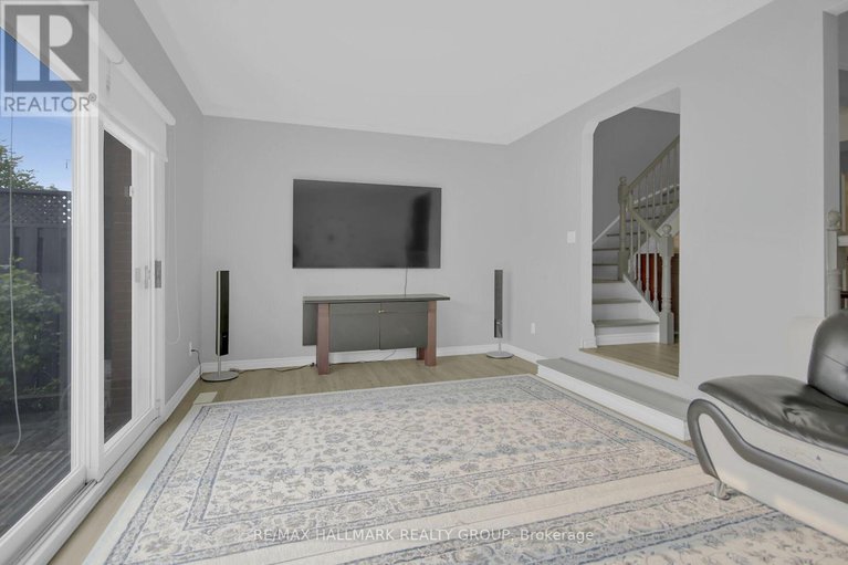 28419081/1-1821-walkley-road/urbandale-acres/ottawa/ontario/K1H6X9_29