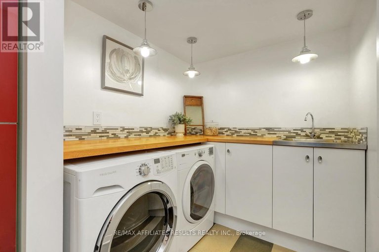 28809454/5-tiffany-crescent/beaverbrook/ottawa/ontario/K2K1W1_25