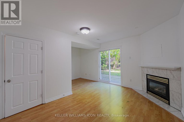 28382446/1309-meadowlands-drive-e/city-viewskylinefisher-heightsparkwood-hills/ottawa/ontario/K2E7B3_33
