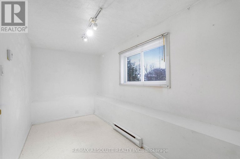 29414978/366-charron-street/town-of-rockland/clarence-rockland/ontario/K4K1B2_17