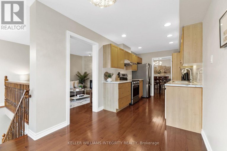 28533414/202-bookton-place/riverside-southgloucester-glen/ottawa/ontario/K1V2H3_14