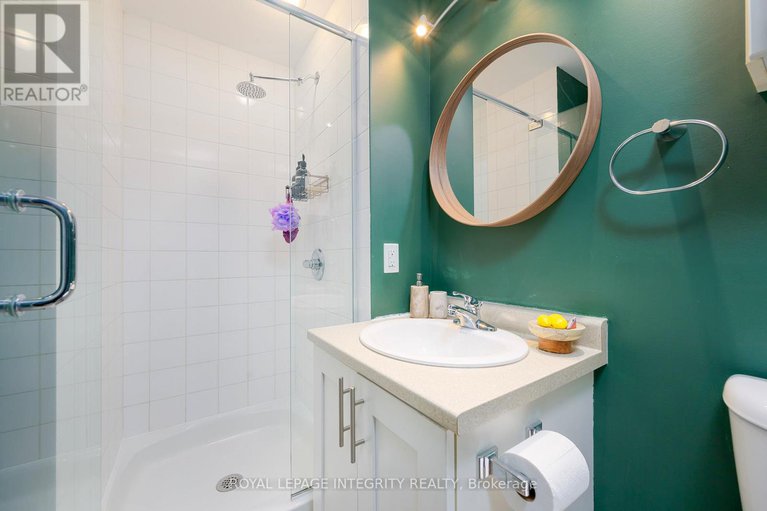 28669853/206-250-lett-street/west-centre-town/ottawa/ontario/K1R0A8_20