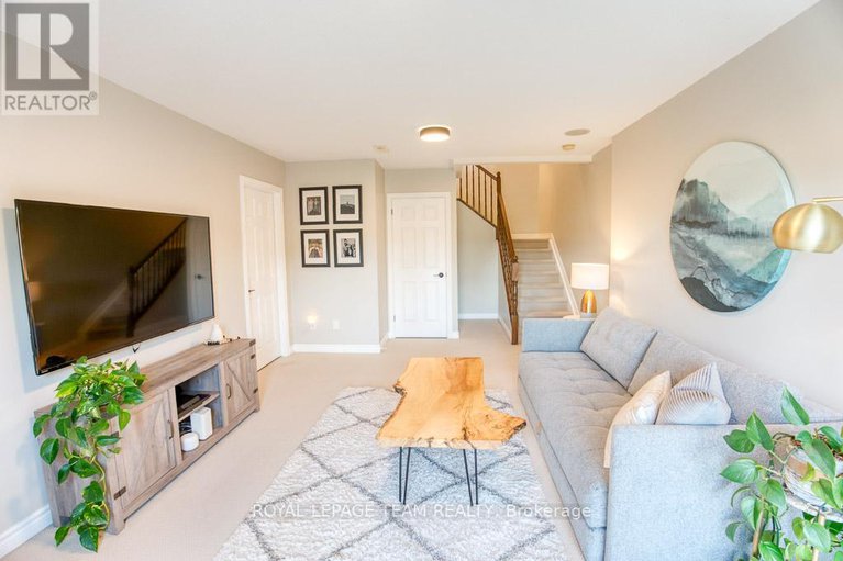 28808574/292-forestbrook-street/morgans-grantsouth-march/ottawa/ontario/K2K0B9_31