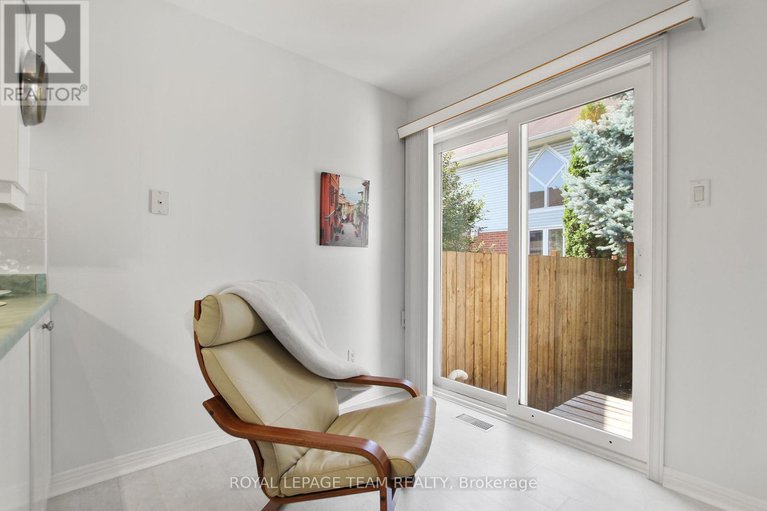 28726721/46-kettleby-street/beaverbrook/ottawa/ontario/K2K3C4_18