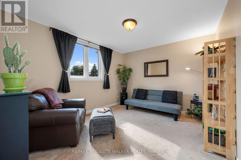 28654020/1866-robinwood-place/chapel-hill/ottawa/ontario/K1C6L7_31