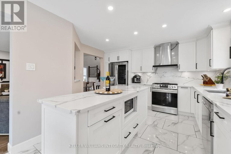 28499103/644-devonwood-circle/blossom-parkkemp-parkfindlay-creek/ottawa/ontario/K1T4E7_23
