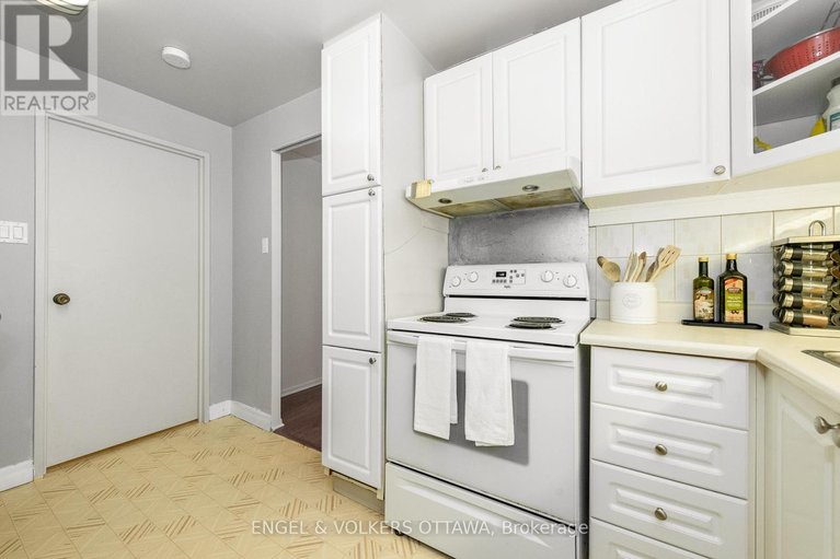 29604030/906-373-laurier-avenue-e/sandy-hill/ottawa/ontario/K1N8X6_23