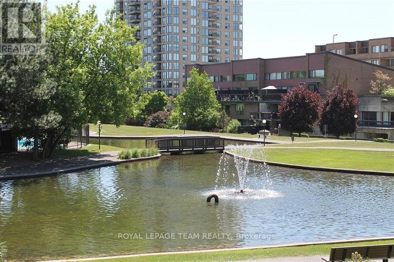 28979839/118-260-brittany-drive/viscount-alexander-park/ottawa/ontario/K1K4M2_18