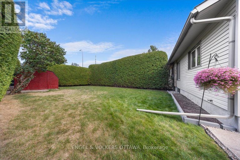 28855276/11-ventnor-way/pheasant-run/ottawa/ontario/K2J1M2_34