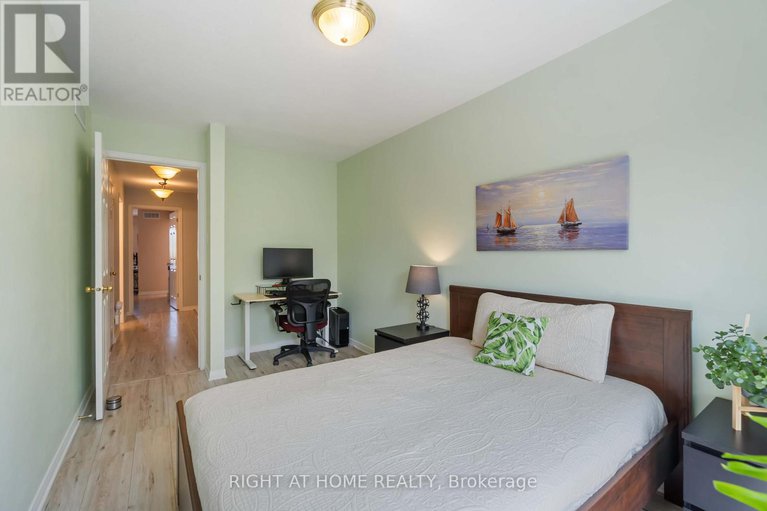 28479510/333-hillsboro-private/emerald-meadowstrailwest/ottawa/ontario/K2M3B2_13