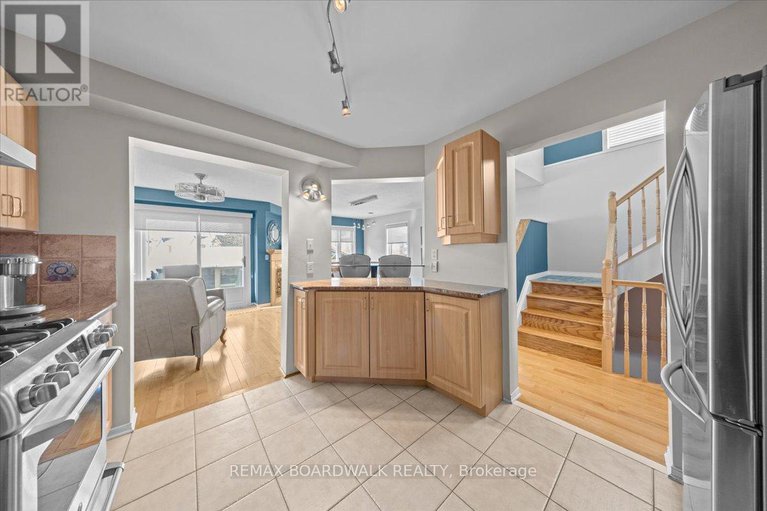 29349266/6355-sablewood-place/chapel-hill/ottawa/ontario/K1C7M3_16