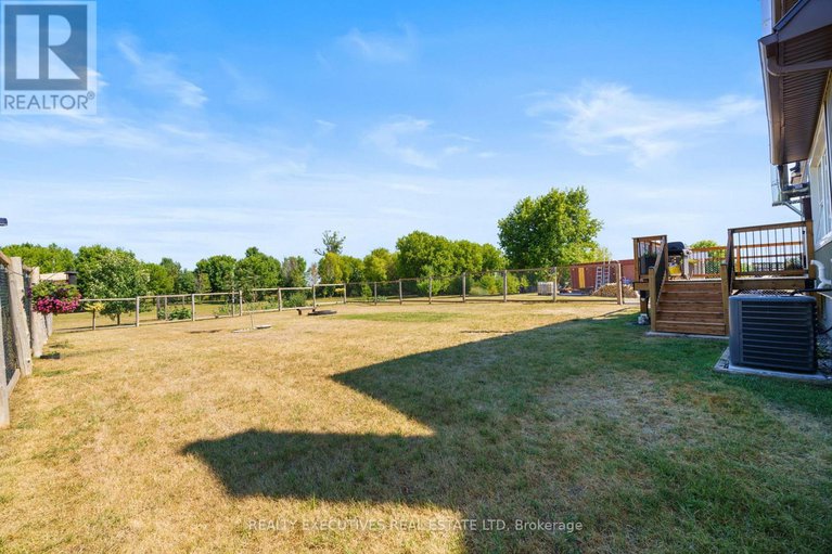 28776081/12705-maple-ridge-road/north-dundas-winchester-twp/north-dundas/ontario/K0C2K0_31