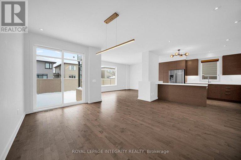 29234457/899-ralph-hennessy-avenue/riverside-southgloucester-glen/ottawa/ontario/K1X0B1_8