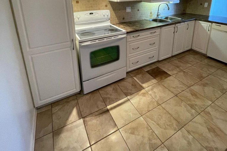 28779261/1102-1356-meadowlands-drive-e/borden-farmstewart-farmcarleton-heightsparkwood-hills/ottawa/ontario/K2E6K6_12