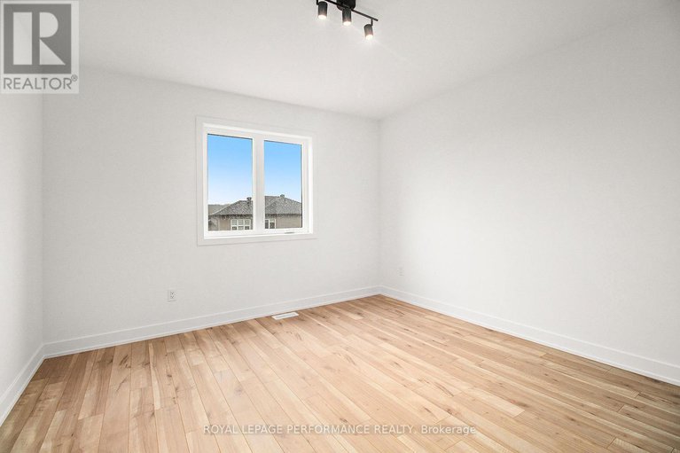 28530482/76-rutile-street/clarencerockland-twp/clarence-rockland/ontario/K4K0M6_18