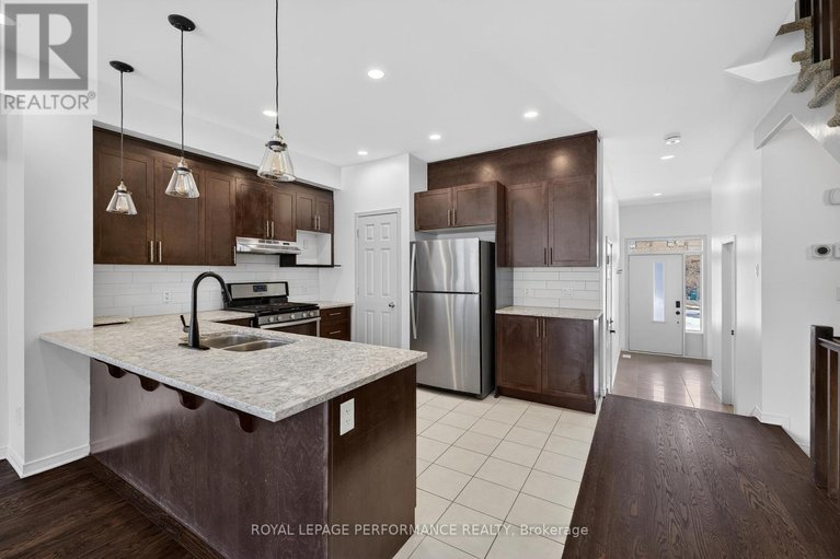 29581114/345-nonius-street/emerald-meadowstrailwest/ottawa/ontario/K2V0E1_10