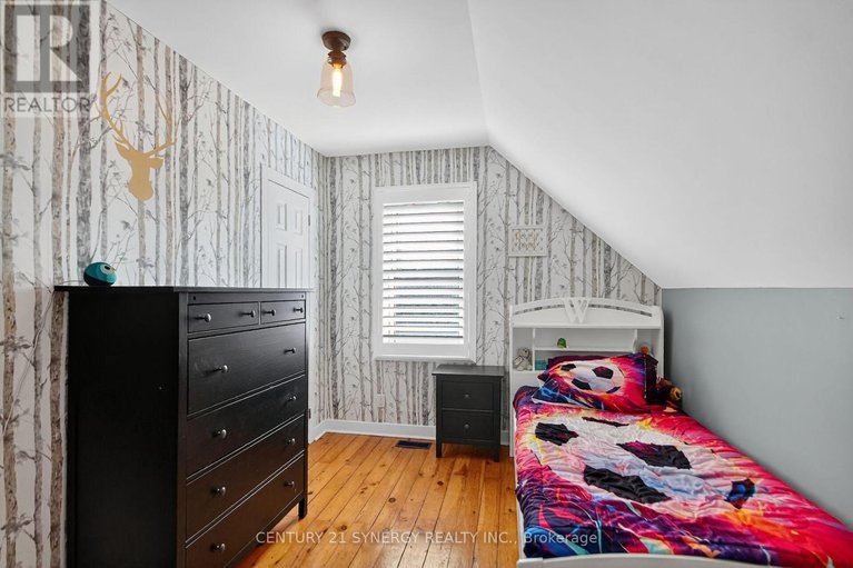 29043426/103-queen-charlotte-street/richmond/ottawa/ontario/K0A2Z0_33