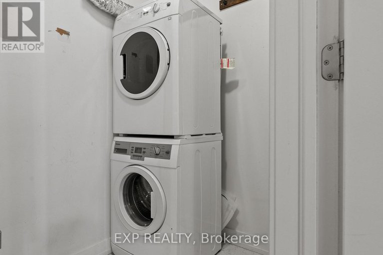 29557757/1006-330-titan-private/borden-farmstewart-farmcarleton-heightsparkwood-hills/ottawa/ontario/K2G1G3_19