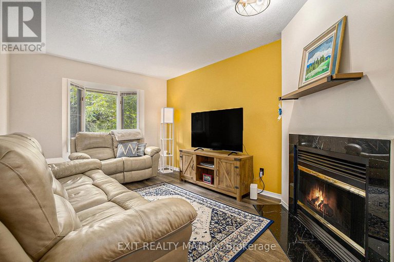28615038/51-peterson-place/katimavik/ottawa/ontario/K2L4A8_6