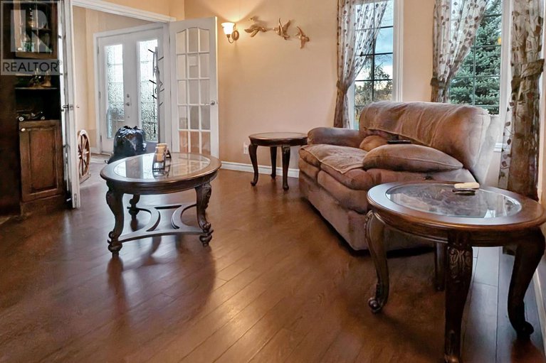 28175518/6218-shannon-lane/south-glengarry-lancaster-twp/south-glengarry/ontario/K0C1E0_17
