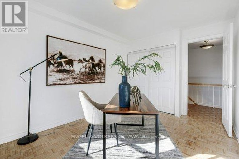 29607398/216-12-corkstown-road/lakeview-park/ottawa/ontario/K2H5B3_24