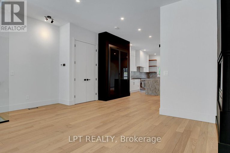 28385887/111-greenfield-avenue/ottawa-east/ottawa/ontario/K1S0X8_7