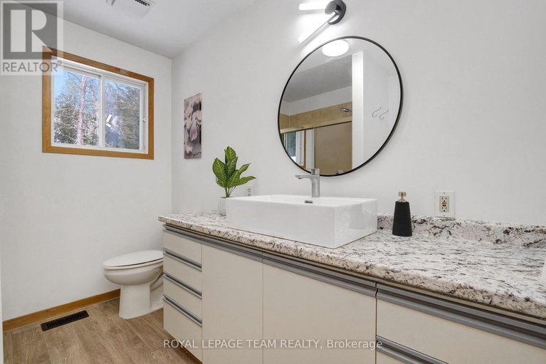 29401092/13025-mackenzie-road/south-dundas-williamsburgh-twp/south-dundas/ontario/K0C1H0_20