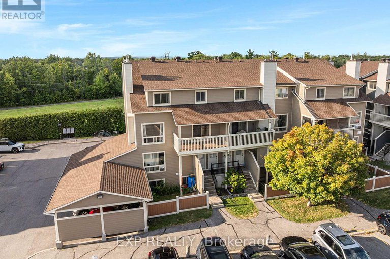 29159021/77b-754-st-andre-drive/hiawatha-parkconvent-glen/ottawa/ontario/K1C4S4_1