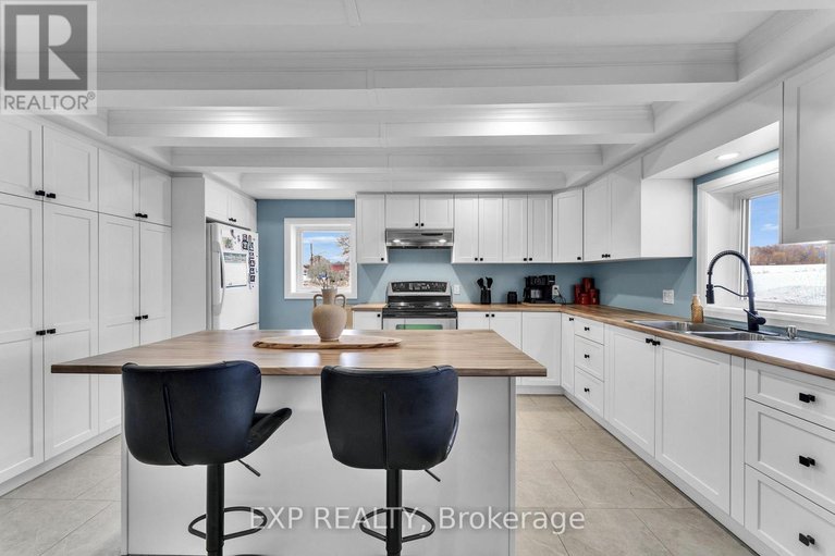 29443321/1526-landry-street/clarencerockland-twp/clarence-rockland/ontario/K0A1N0_5