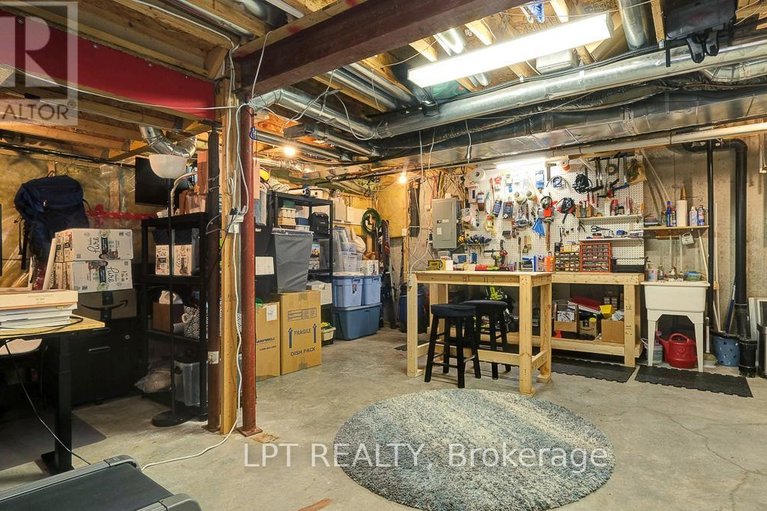 29614830/176-lanark-avenue/westboro-north/ottawa/ontario/K1Z1E5_48