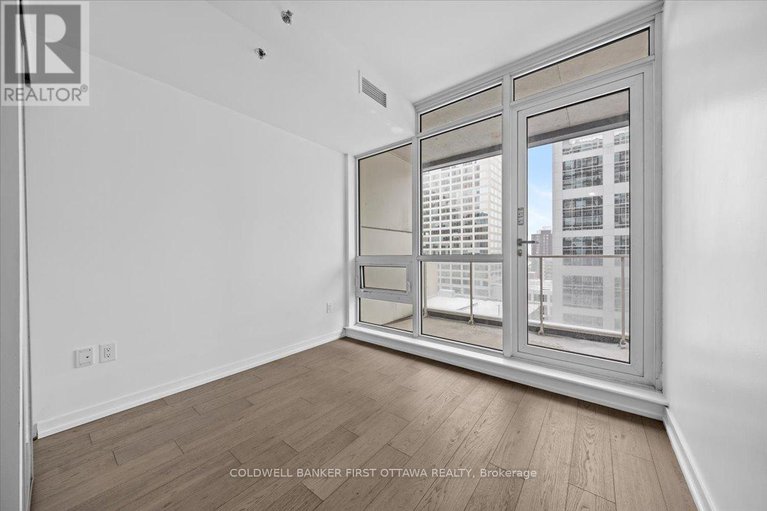 29278219/906-199-slater-street/ottawa-centre/ottawa/ontario/K1P0C8_10