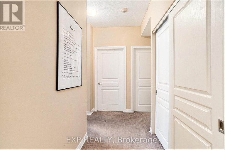 27850823/701-100-roger-guindon-road/riverview-park/ottawa/ontario/K1G1N7_4