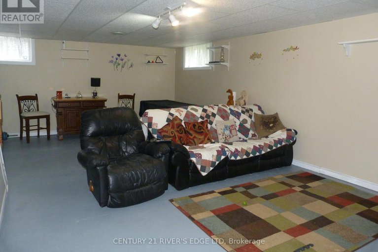 28033034/40-lori-lane/chesterville/north-dundas/ontario/K0C2H0_22