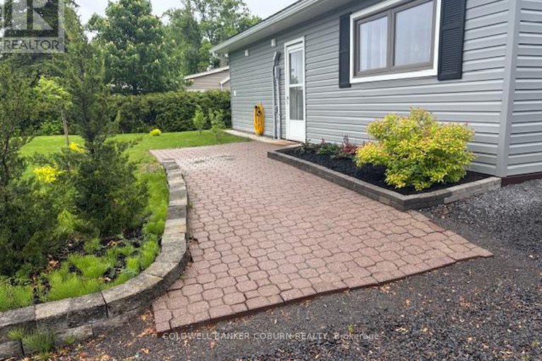 28355682/11397-county-rd-18-highway/south-dundas-matilda-twp/south-dundas/ontario/K0E1C0_3