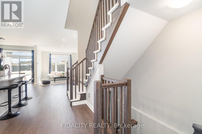 28939725/508-bulat-court/stittsville-north/ottawa/ontario/K2S0X6_13