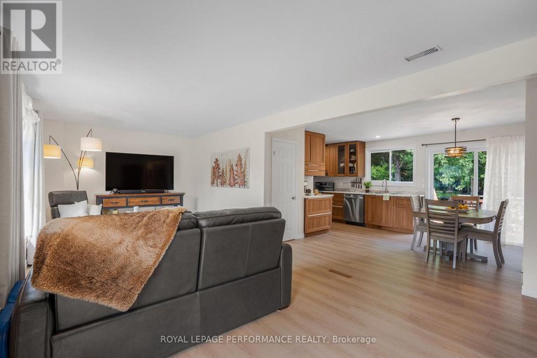 29219283/751-pattee-road/champlain-twp/champlain/ontario/K6A2R2_9