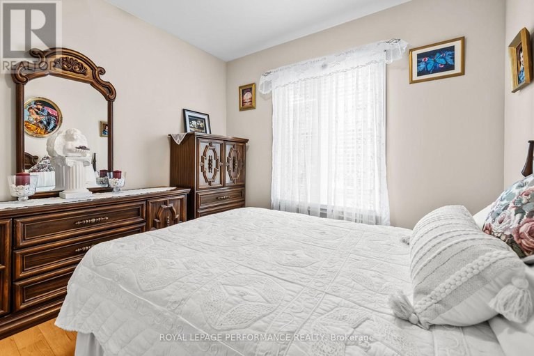 29223887/205-300-solstice-crescent/embrun/russell/ontario/K0A1W0_22