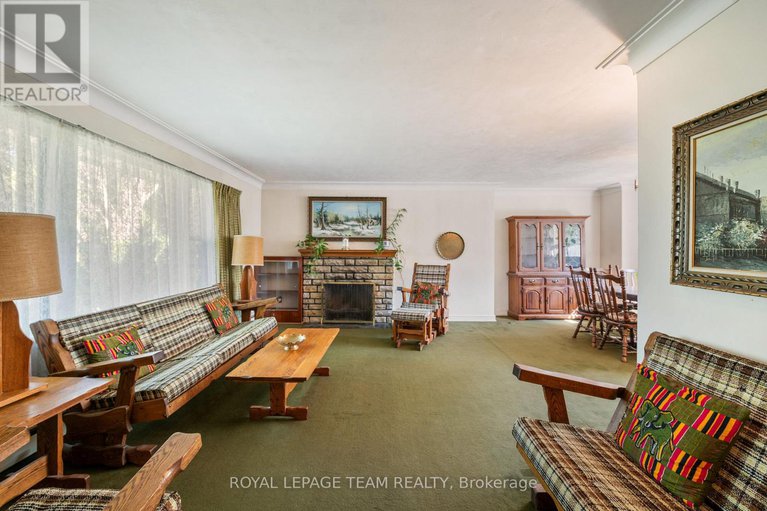 28567961/873-dunlevie-avenue/mckellar-heightsglabar-park/ottawa/ontario/K2A2Z3_6
