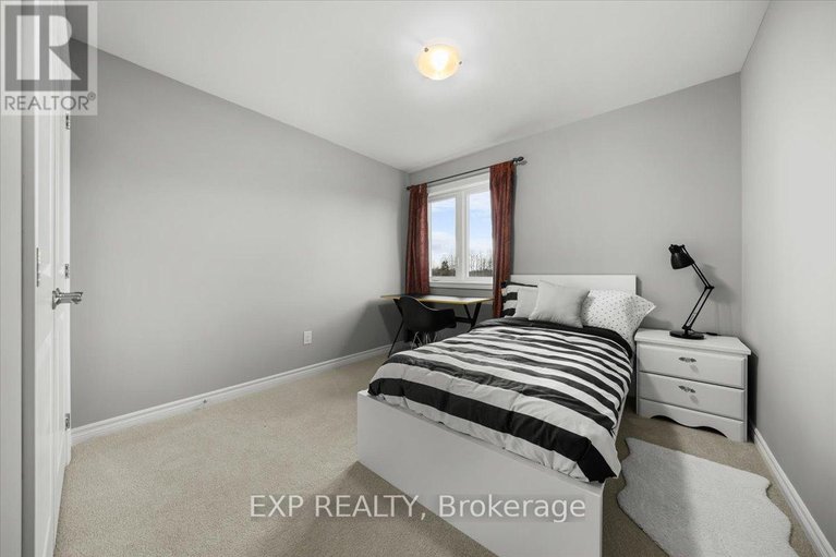 29135889/676-fisher-street/north-grenville-twp-kemptville-south/north-grenville/ontario/K0G1J0_25