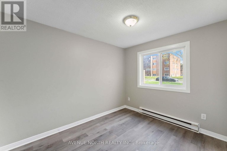 28310712/34j-1958-jasmine-crescent/beacon-hill-south/ottawa/ontario/K1J7W1_25