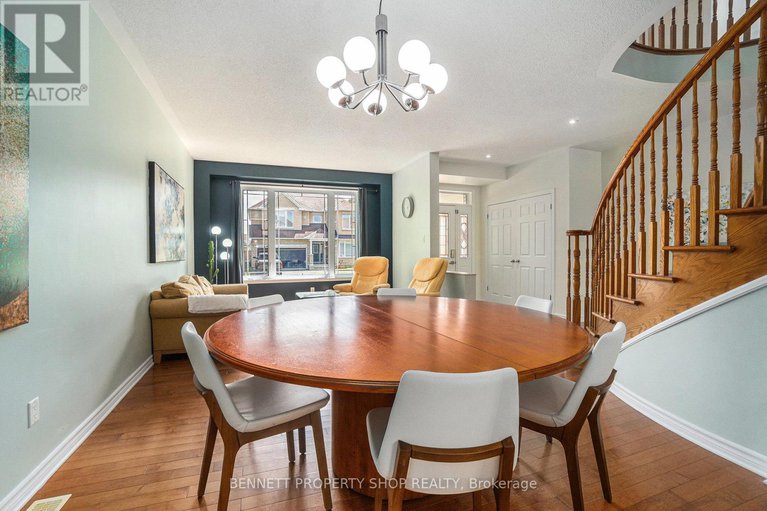 28651588/324-fairlakes-way/avalon-east/ottawa/ontario/K4A0K8_5