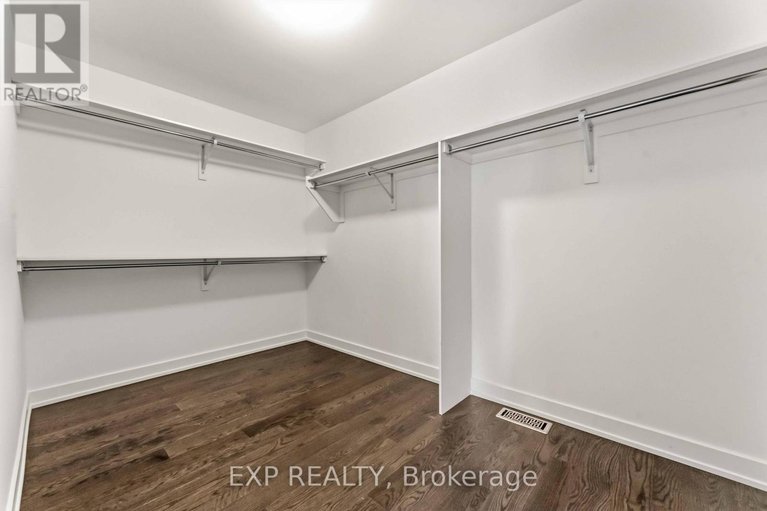 29472703/911-duxbury-lane/riverside-southgloucester-glen/ottawa/ontario/K4M0M2_18