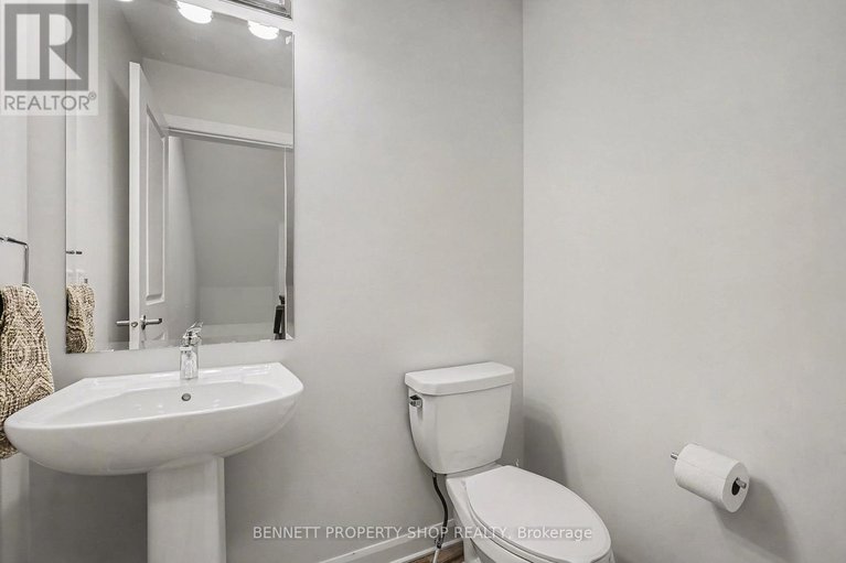 29231678/716-confluence-walk/avalon-west/ottawa/ontario/K4A5R7_7