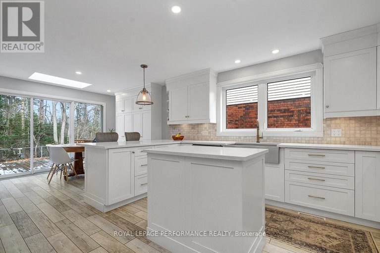 29314460/6164-ravine-way/hiawatha-parkconvent-glen/ottawa/ontario/K1C7E9_12