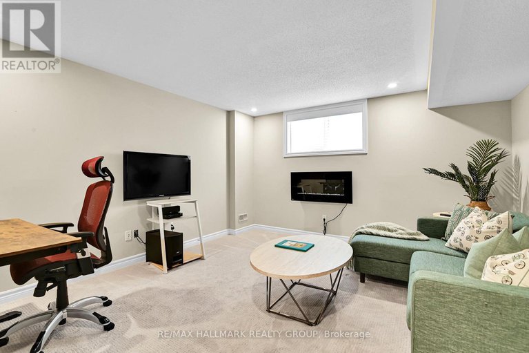 28495375/6341-renaud-road/orleans-village/ottawa/ontario/K1W0J4_29