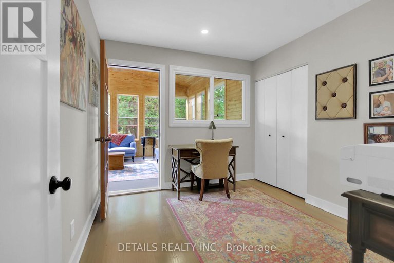 28807971/10-aberfeldy-street/arbeatha-park/ottawa/ontario/K2H6H5_19