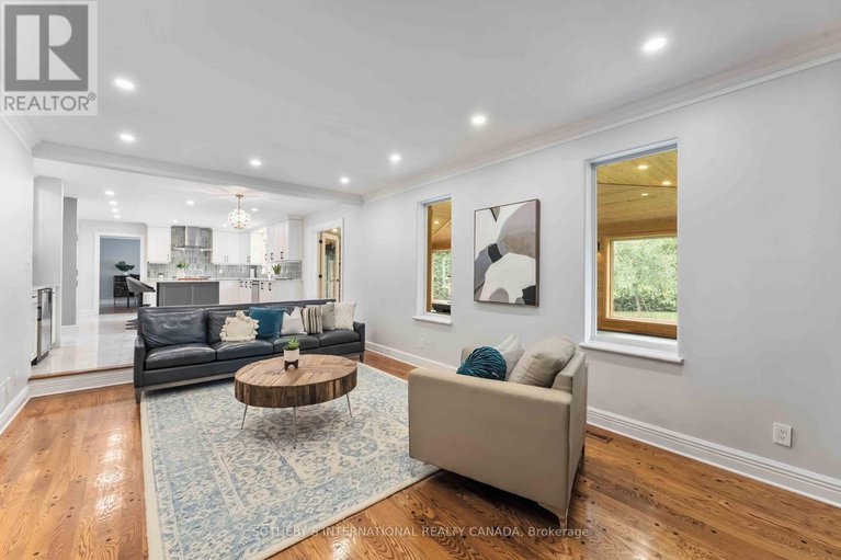 28996466/19-campfield-court/pineglencountry-place/ottawa/ontario/K2E7X8_15