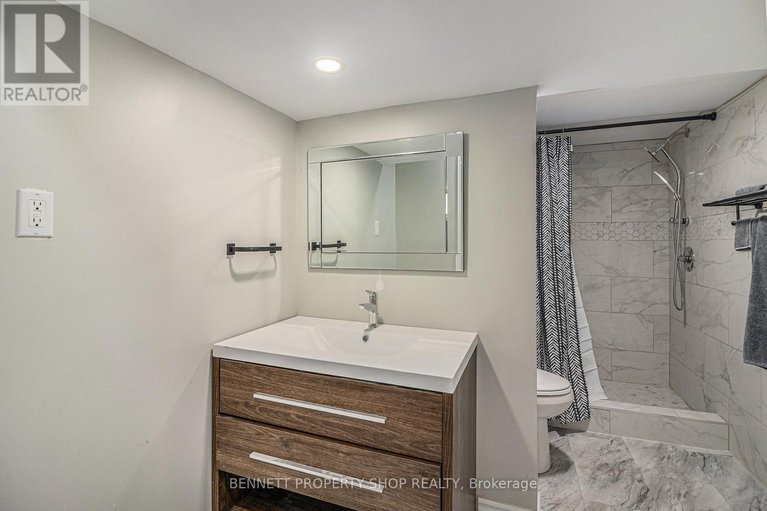 29242248/71-kyle-drive/morrisburg/south-dundas/ontario/K0C1X0_20